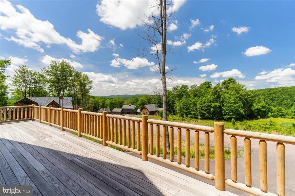 Photo of 957 N CAMP ROAD