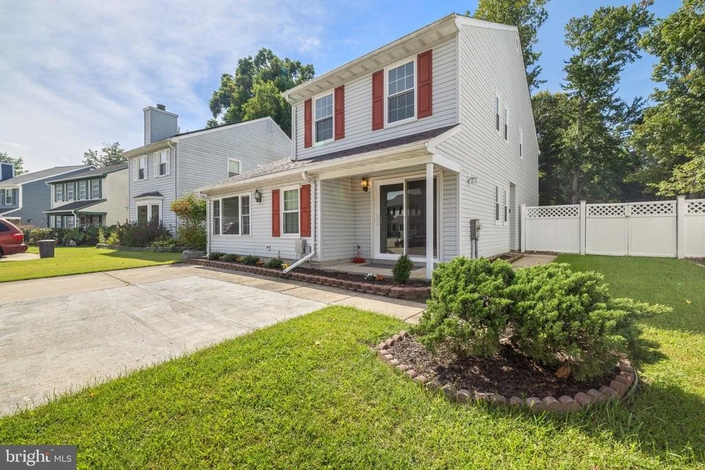 Photo of 459 WINTERBERRY DRIVE