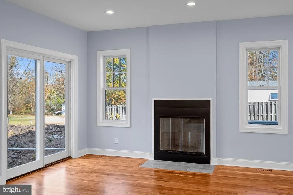 Photo of 212 INGLESIDE AVENUE