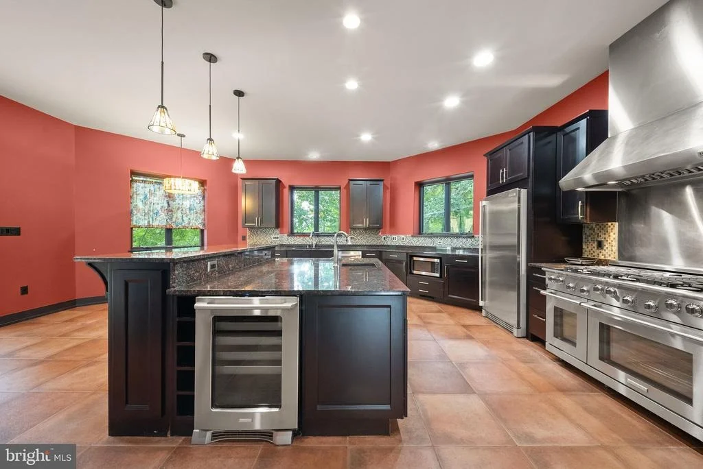 Photo of 8419 OVERLOOK STREET