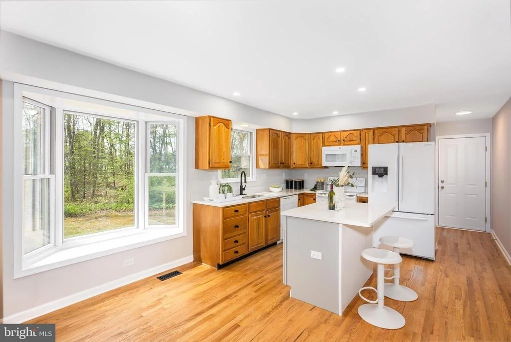 Photo of 525 UPTON ROAD