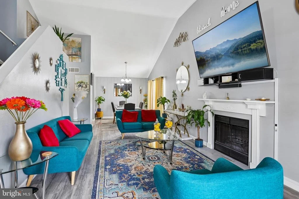 Photo of 1120 LAMBERT DRIVE