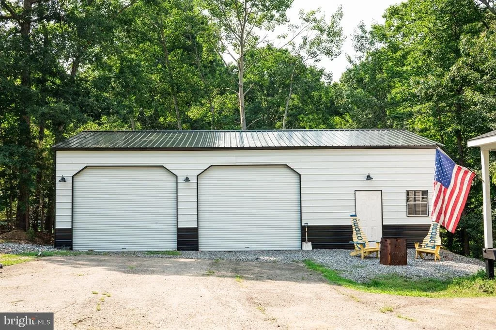 Photo of 154 DAVID ROAD