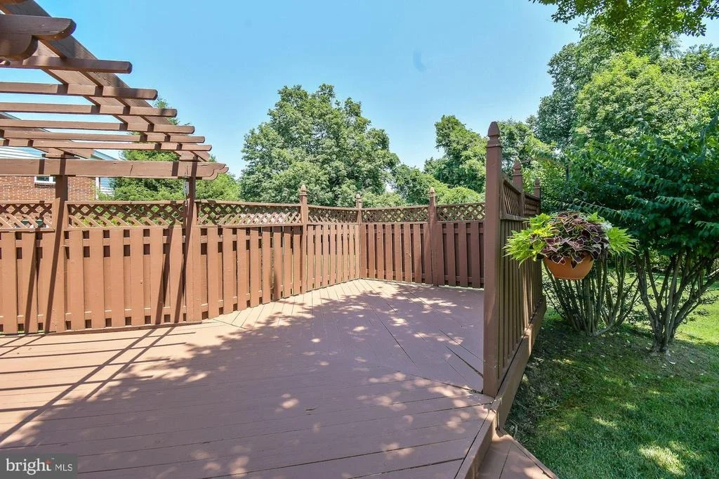 Photo of 1120 DEVERE DRIVE