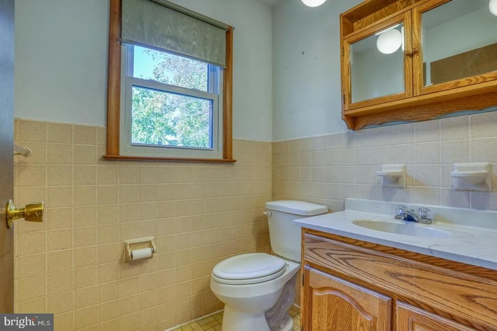 Photo of 54 MEADOW GLEN DRIVE
