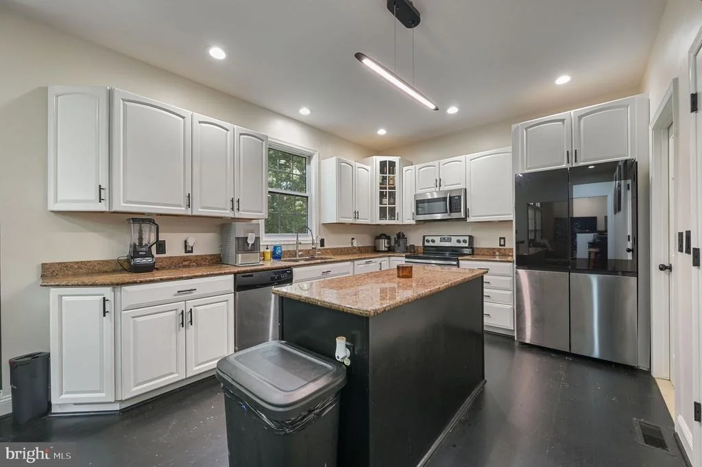 Photo of 32 RIDGEWAY CIRCLE