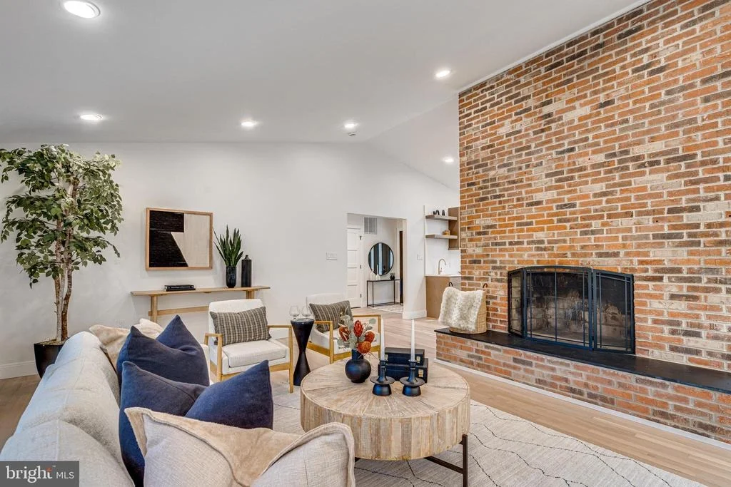 Photo of 108 INTERPROMONTORY ROAD