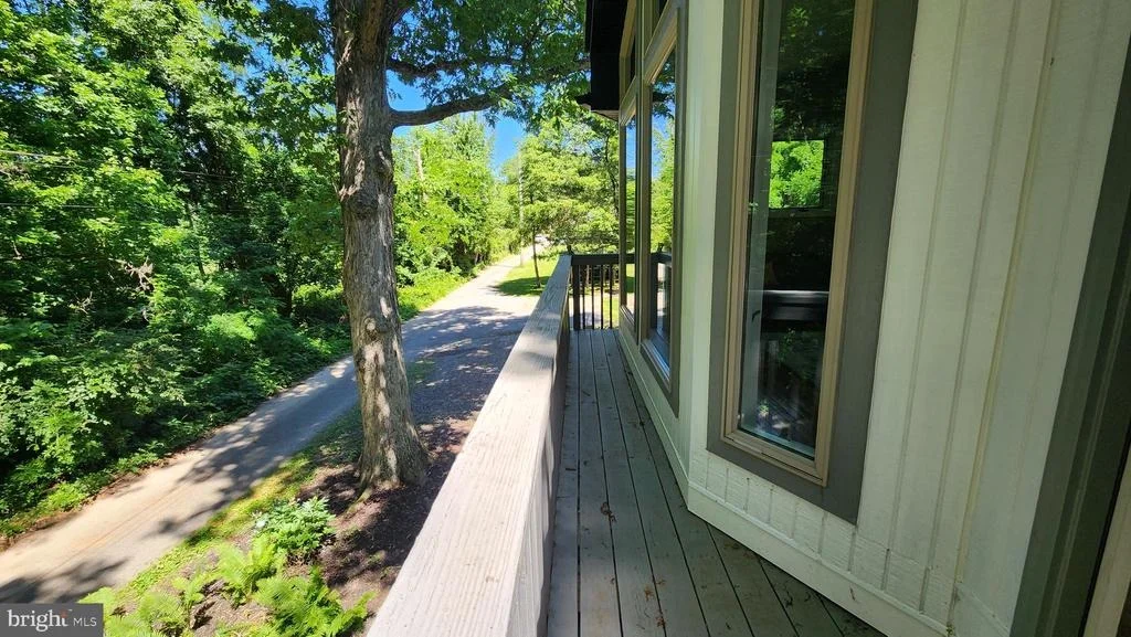 Photo of 1530 MURPHY LANE