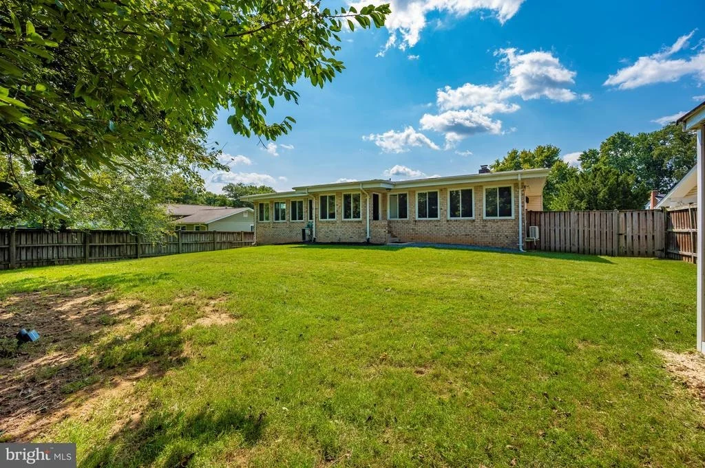 Photo of 1306 LEISTER DRIVE