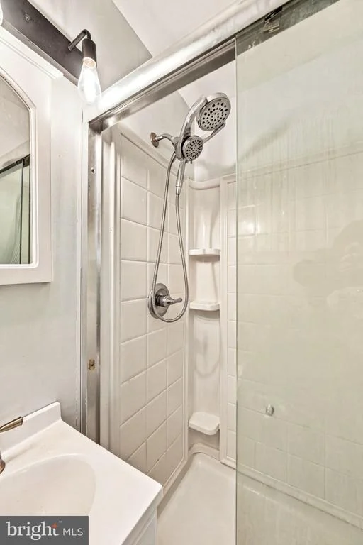 Photo of 1260 BEVERLY ROAD