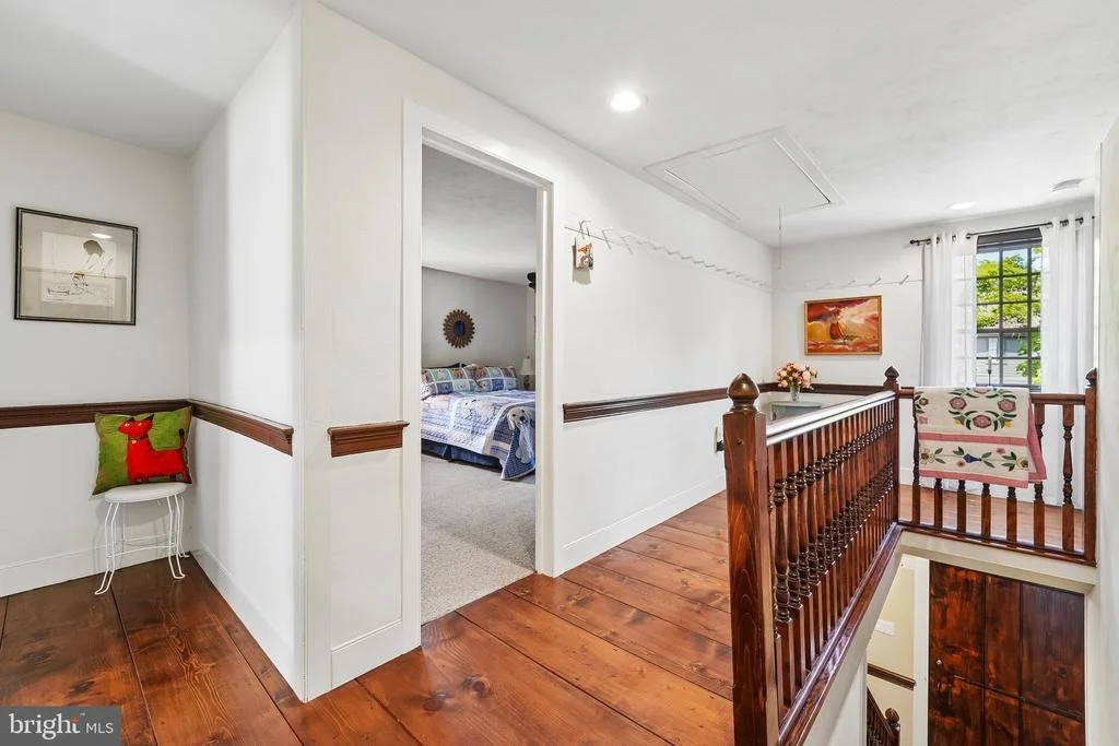 Photo of 355 BROADVIEW LANE
