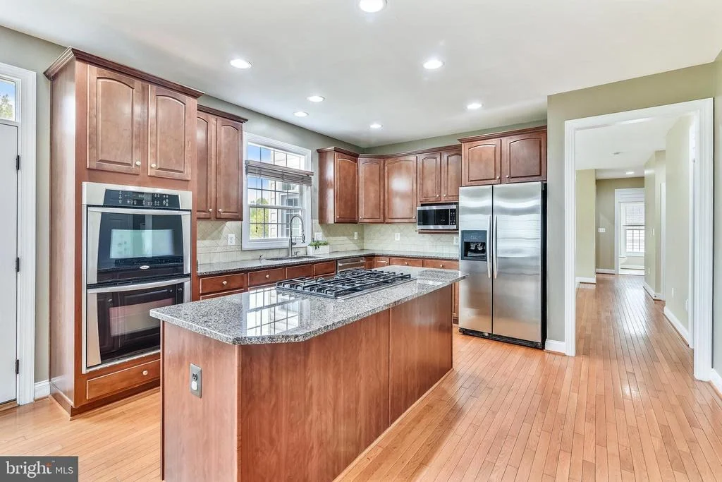 Photo of 24188 SPRING MEADOW CIRCLE