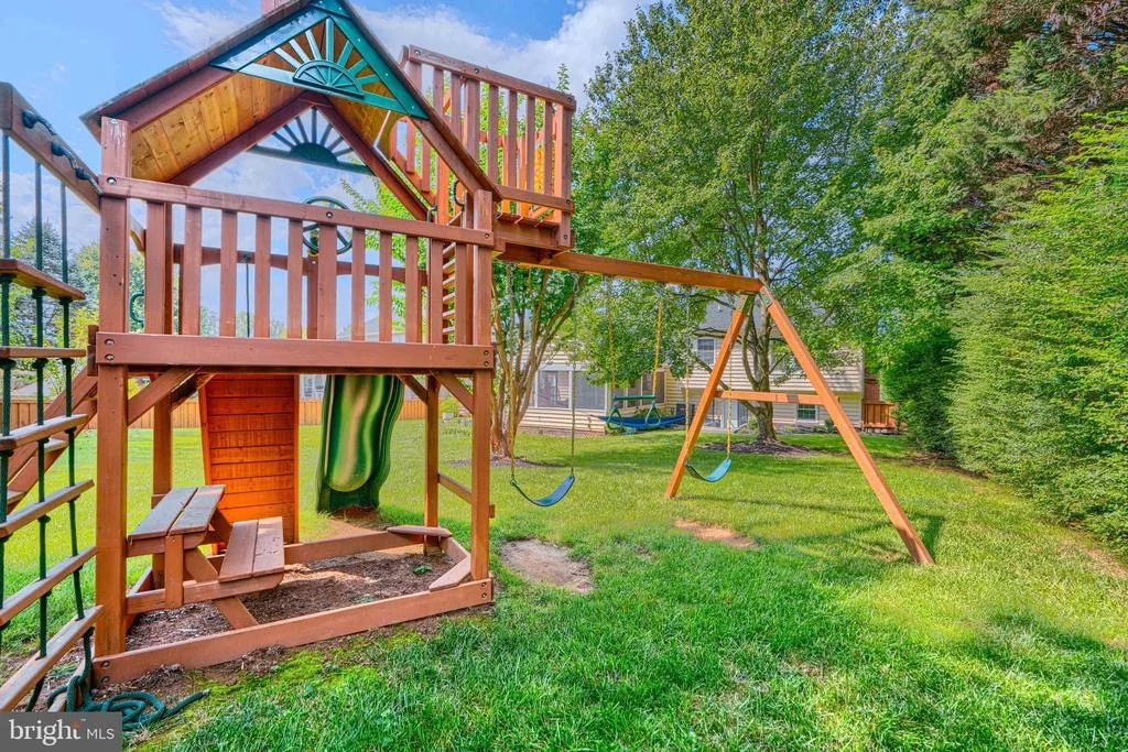Photo of 1004 PEPPARD DRIVE