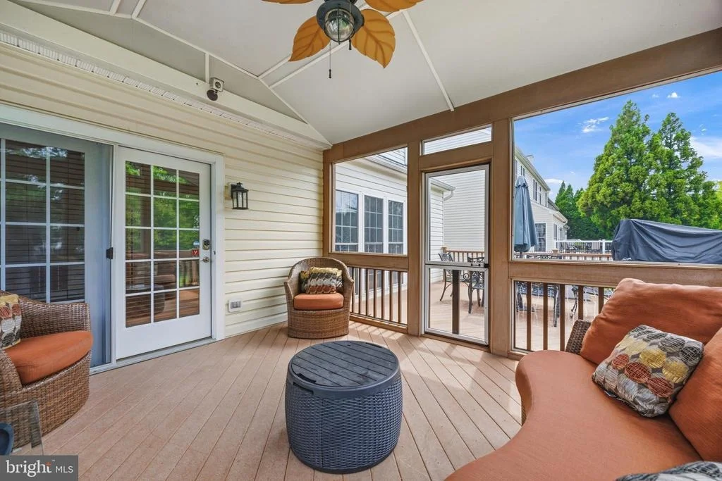 Photo of 2416 VALLEY BROOK LANE