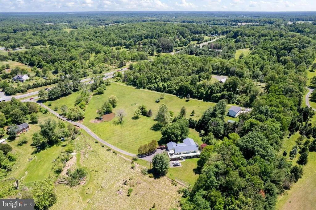 Photo of 9032 JAMES MADISON HIGHWAY