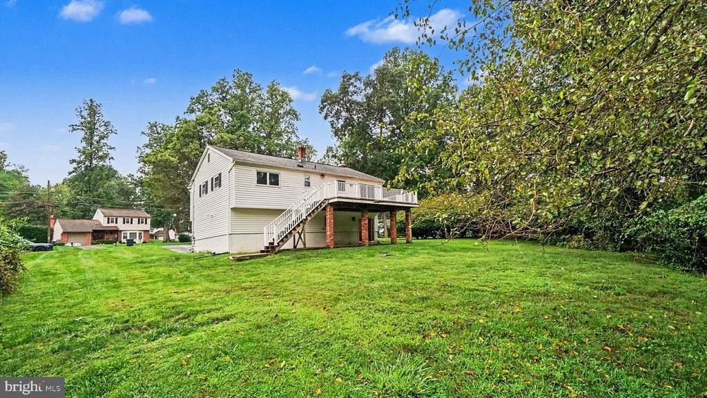 Photo of 314 COLONIAL DRIVE