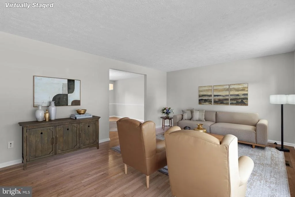 Photo of 8064 RED JACKET WAY