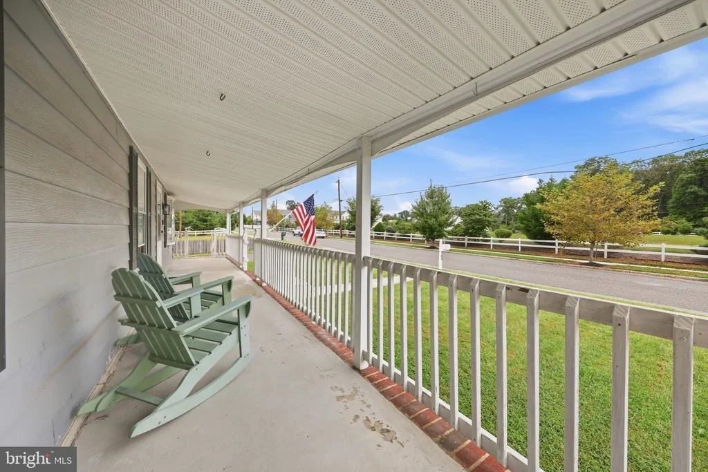 Photo of 989 BOUNDARY ROAD