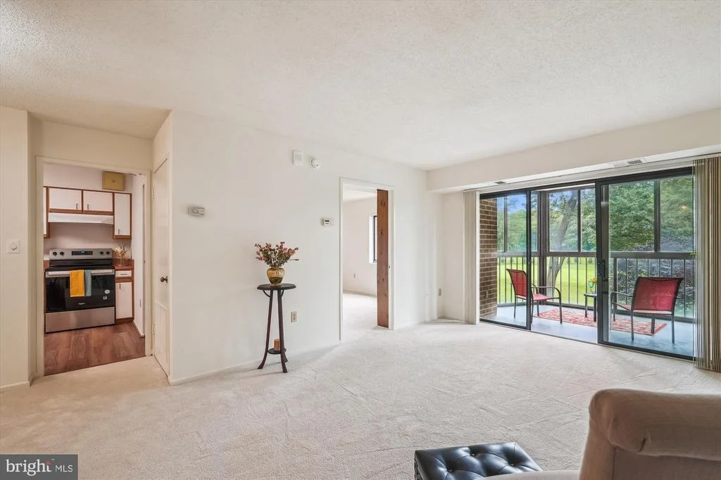 Photo of Unit 2220 at 15107 INTERLACHEN DRIVE