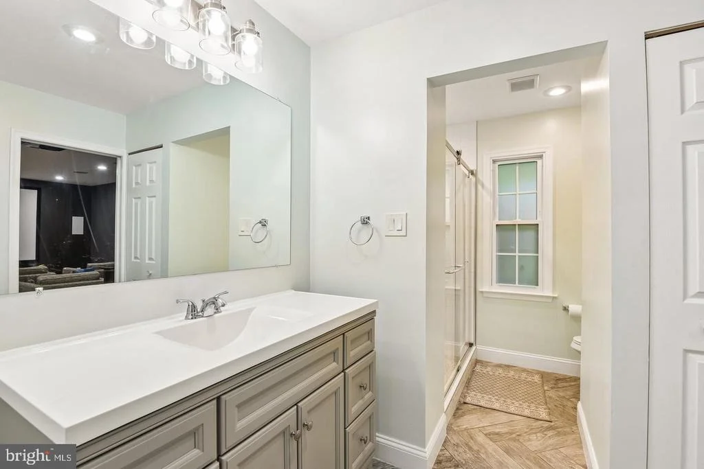 Photo of 8715 CRESTMONT LANE