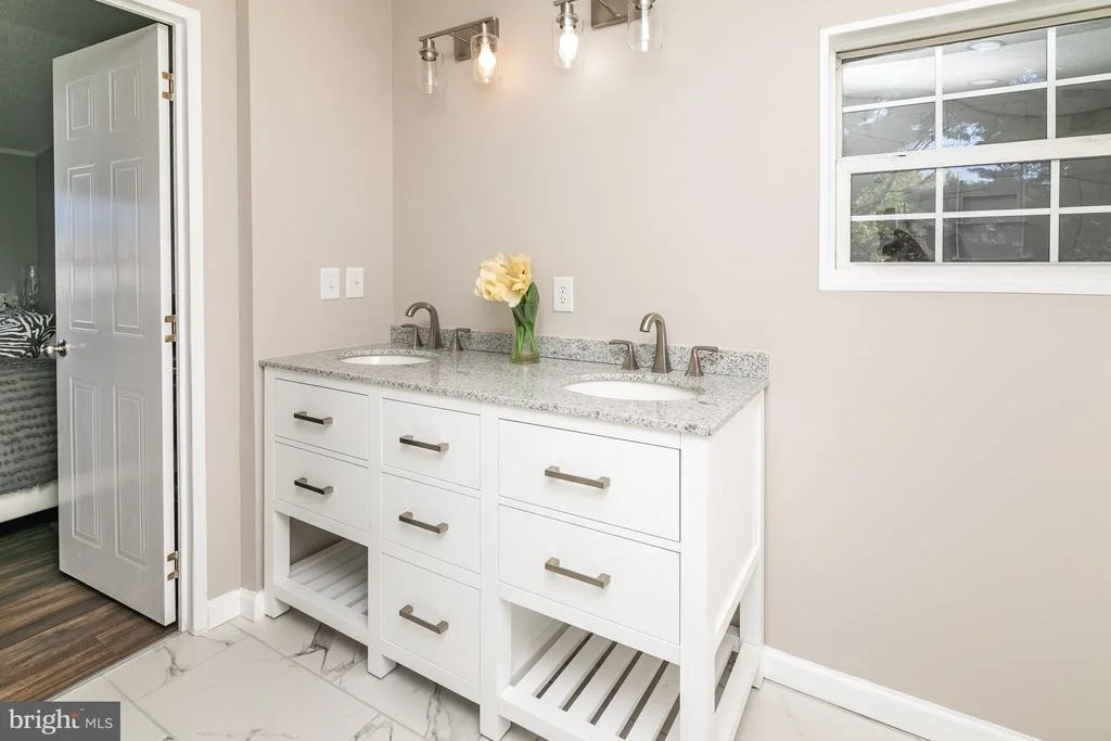Photo of 21 JOHN B DRIVE
