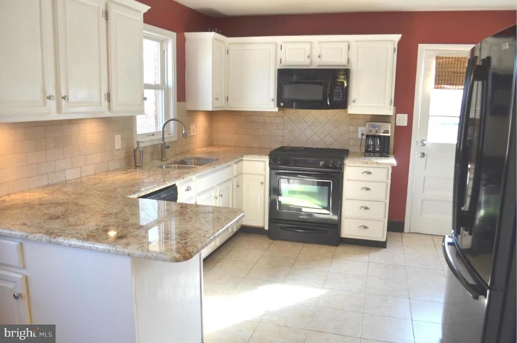 Photo of 8426 AUBREY DRIVE