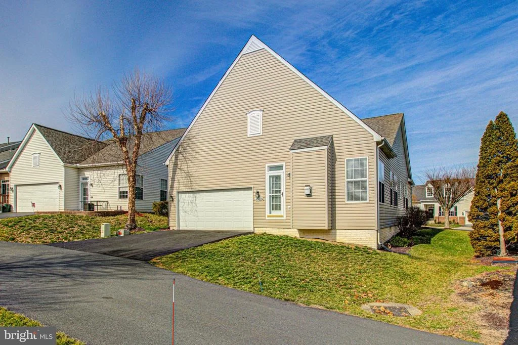 Photo of 12819 ARNOT LANE