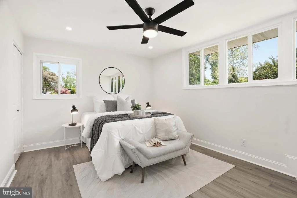 Photo of 1004 FLAGTREE LANE