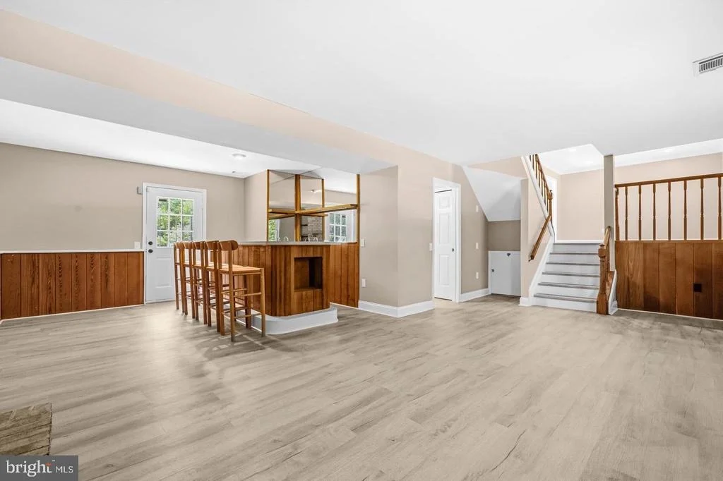 Photo of 10107 SNOWDEN ROAD