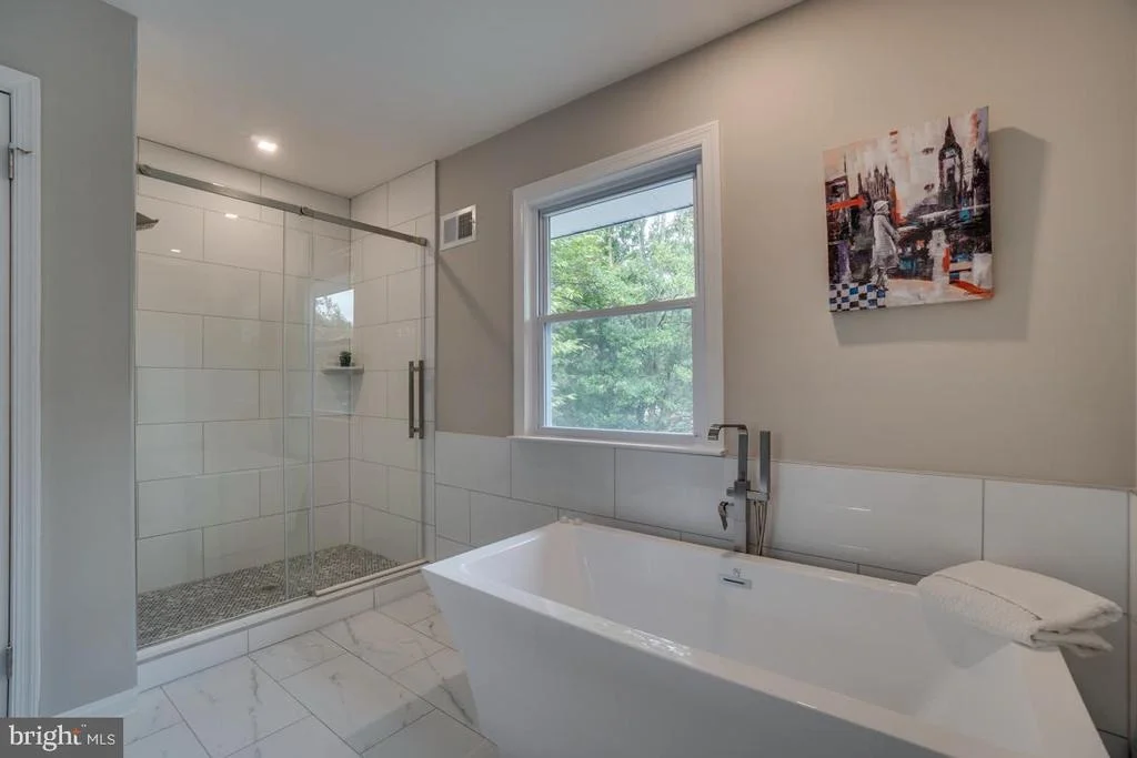 Photo of 913 SADDLEBACK COURT