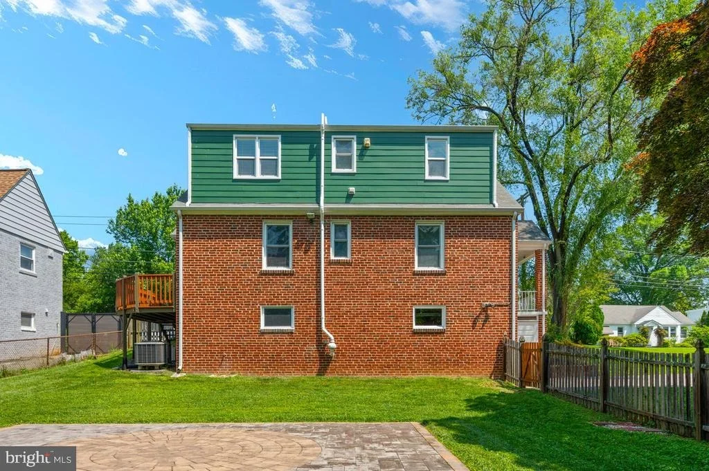 Photo of 6 E HAMILTON AVENUE