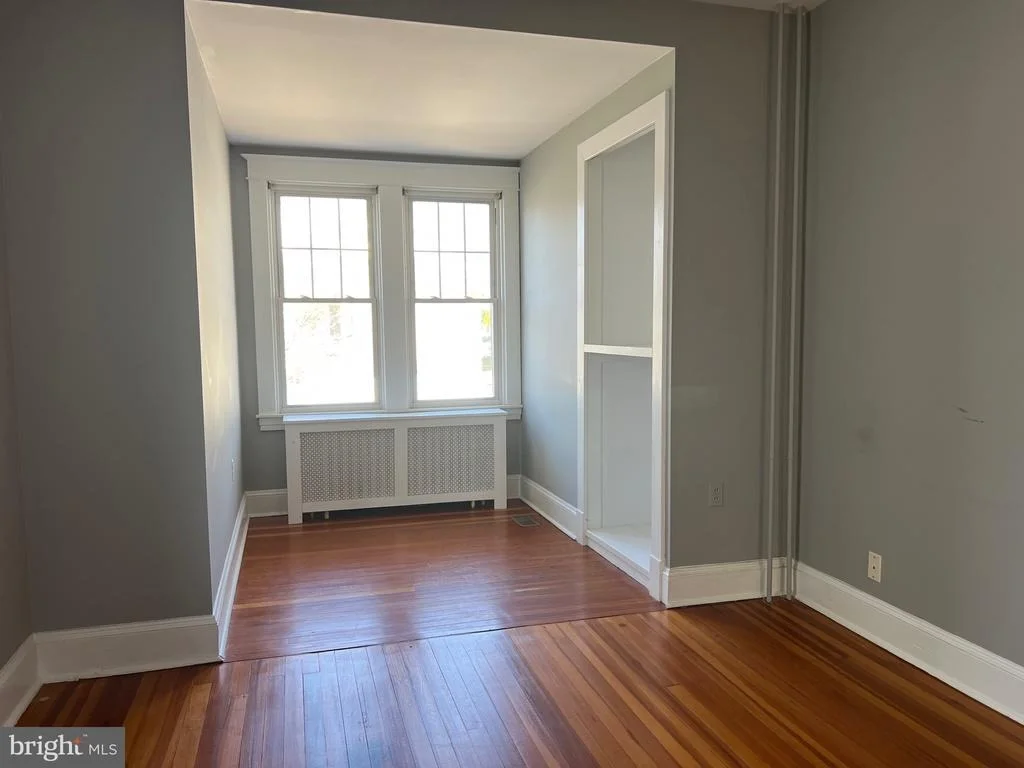 Photo of 106 LINDEN AVENUE