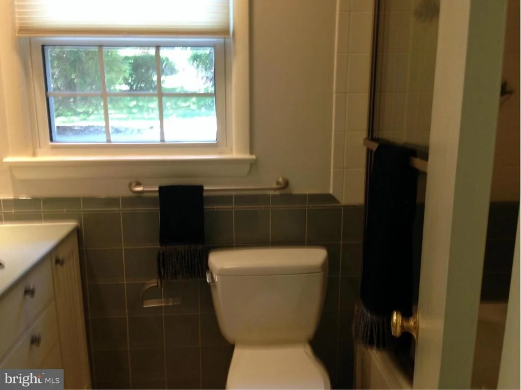 Photo of 901 ANNMORE DRIVE