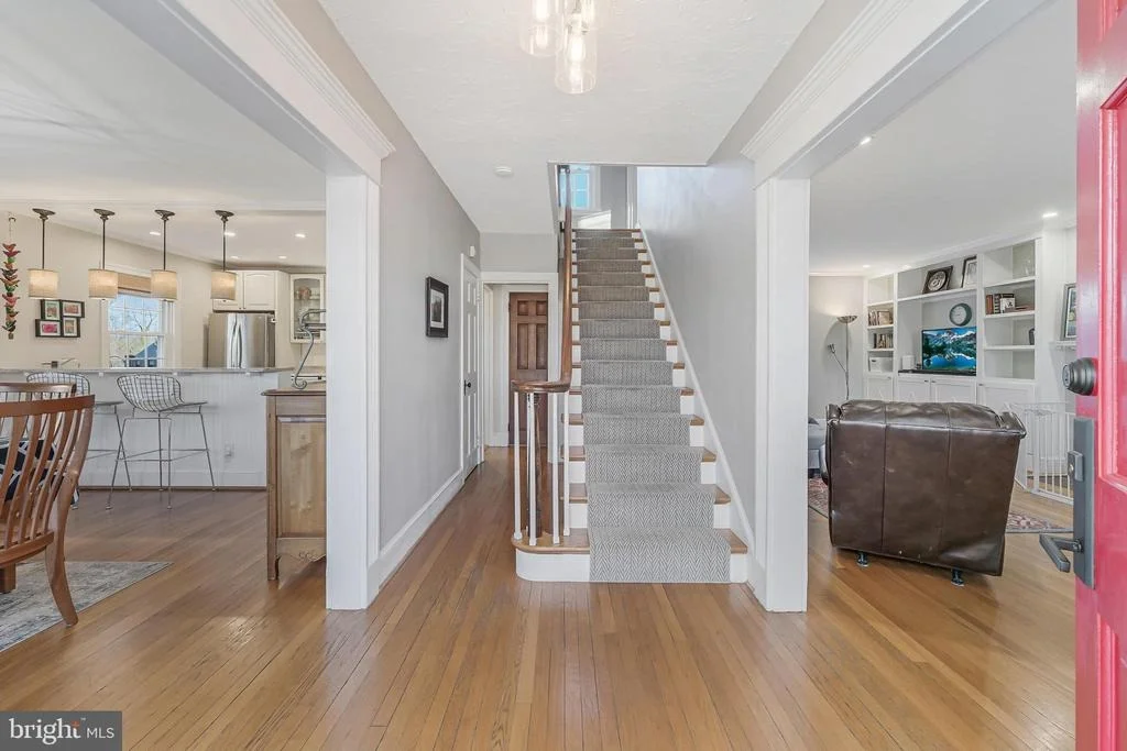 Photo of 247 WATERLOO STREET