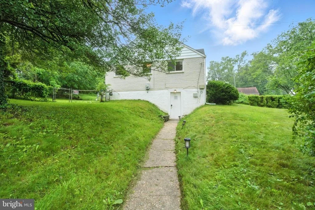Photo of 2816 DENLEY PLACE