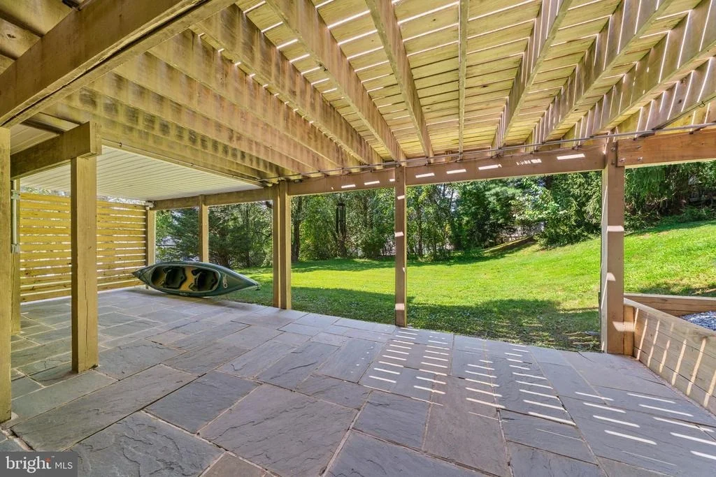 Photo of 601 STONE HOUSE LANE