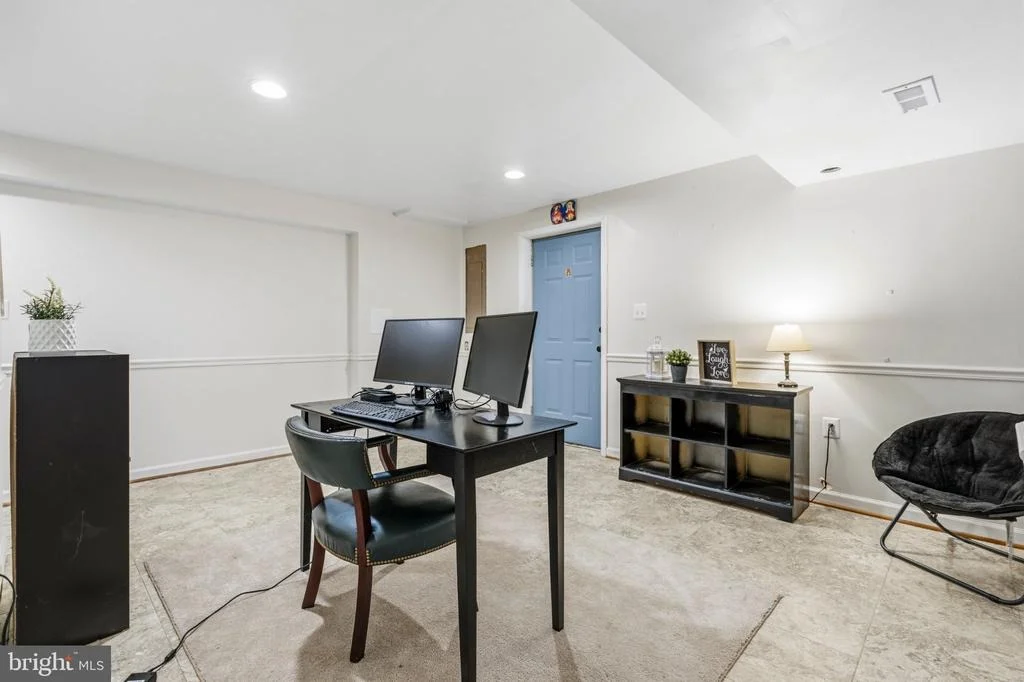 Photo of 7823 OVERBROOK DRIVE