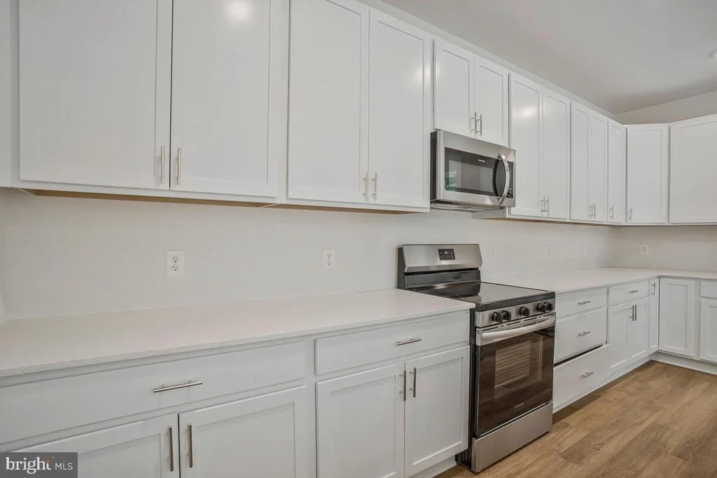 Photo of 900 WALNUT AVENUE