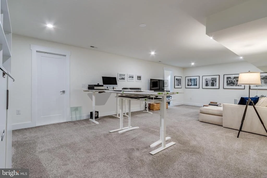 Photo of 16471 FOUR LEAF DRIVE