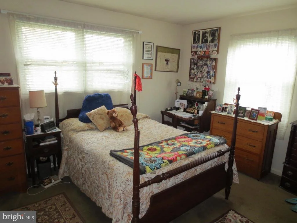Photo of 13210 HOLDRIDGE ROAD