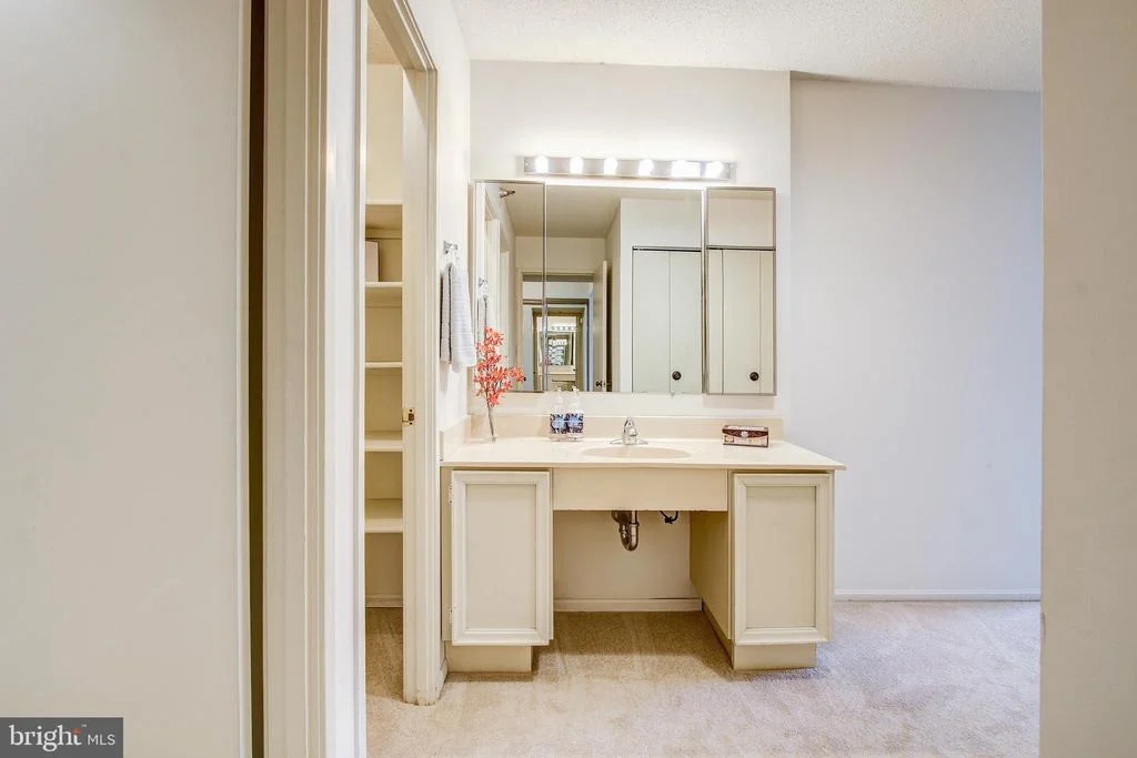Photo of Unit 2326 at 15107 INTERLACHEN DRIVE