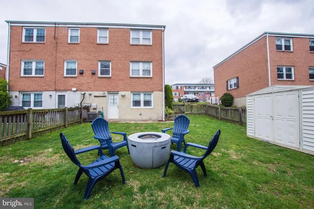 Photo of 1019 GROVEHILL ROAD