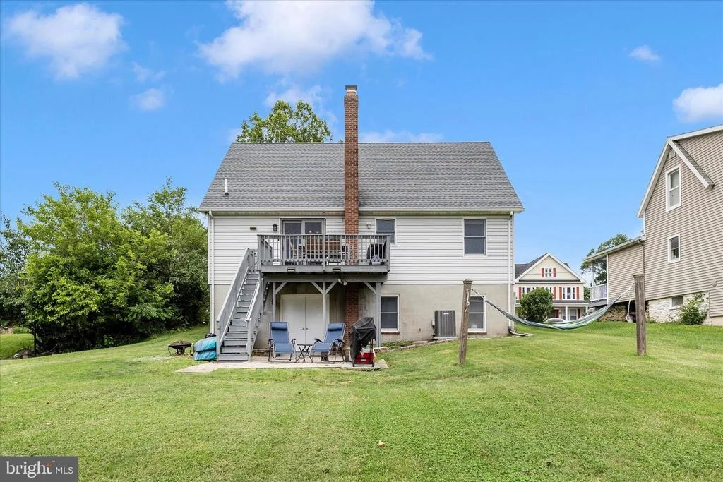 Photo of 6641 JEFFERSON BLVD