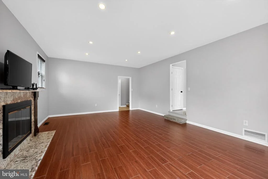 Photo of 1200 CARDINAL LANE