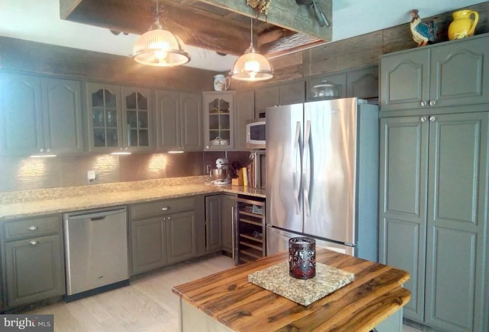 Photo of 8181 SIMPSON FARM ROAD