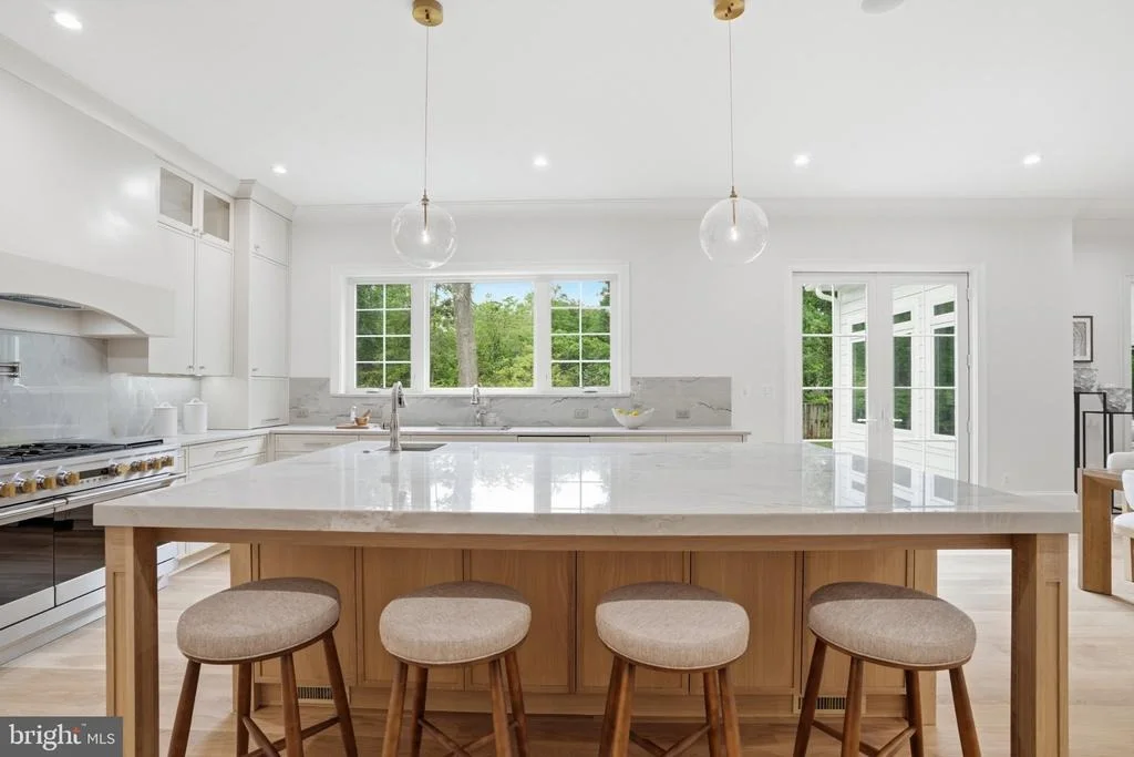 Photo of 1142 CAMERON ROAD
