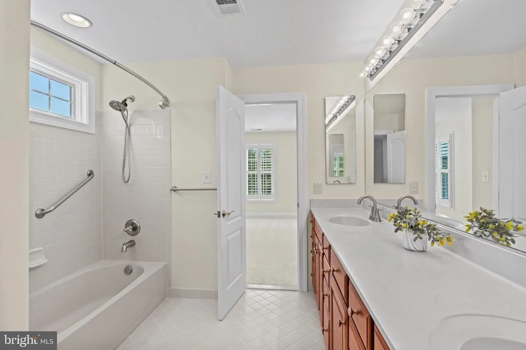 Photo of 24176 SPRING MEADOW CIRCLE