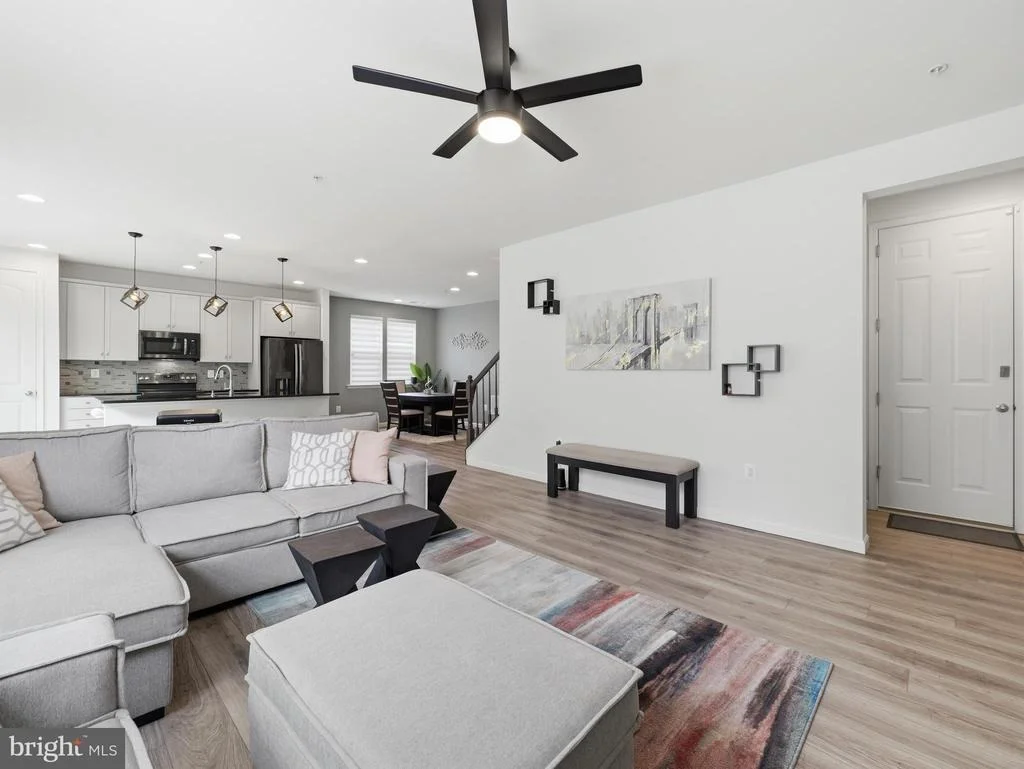 Photo of 12423 GEMSTONE DRIVE
