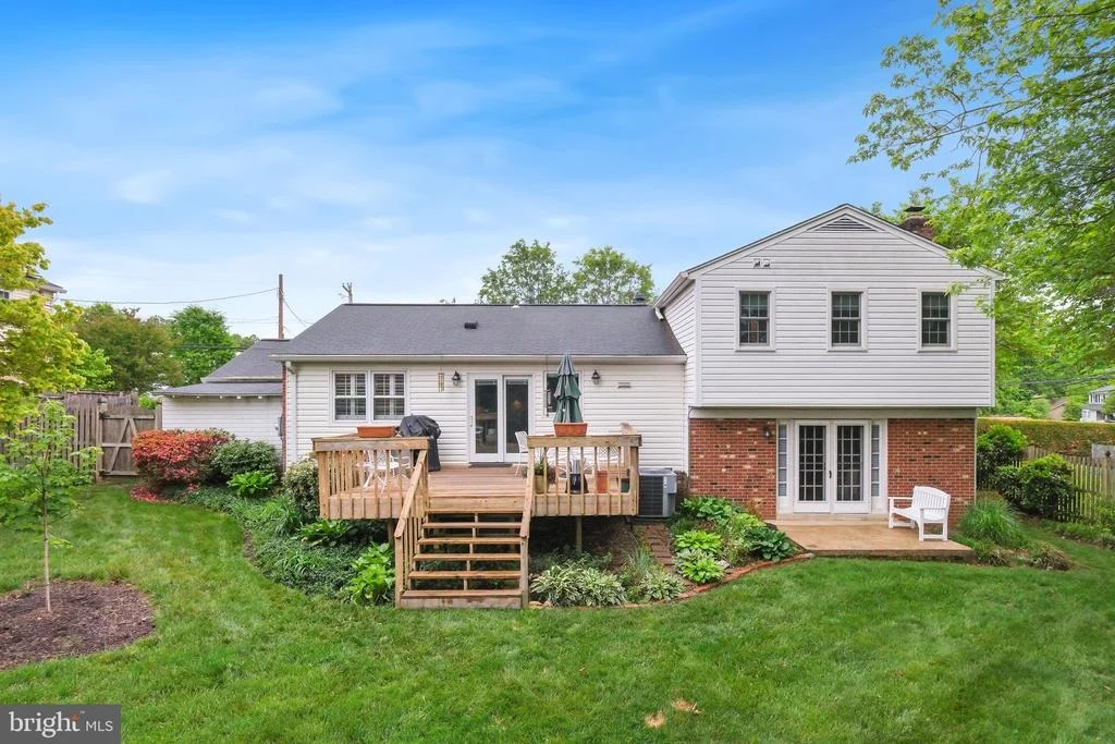 Photo of 8815 POSTOAK ROAD