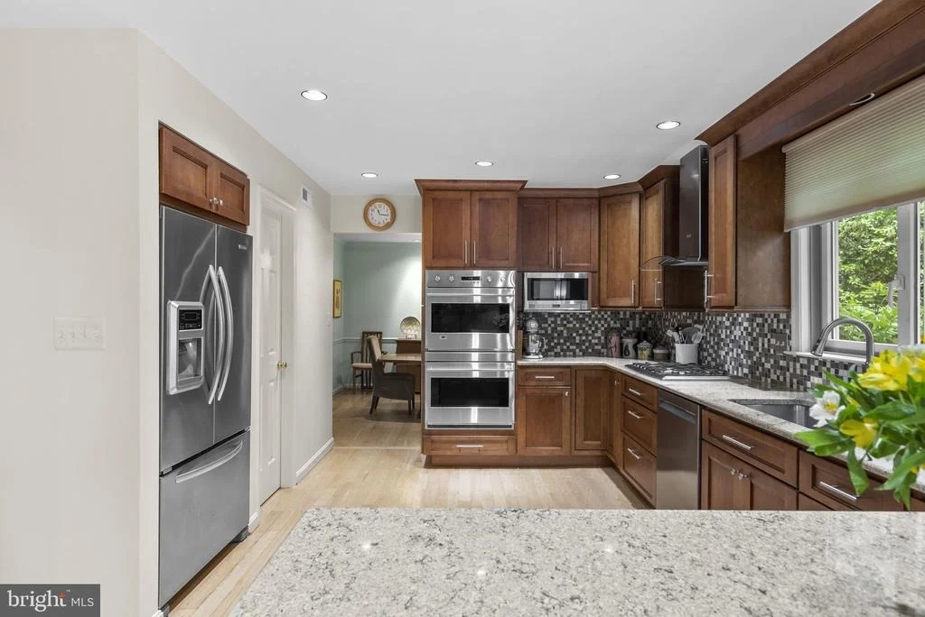 Photo of 4913 CONTINENTAL DRIVE